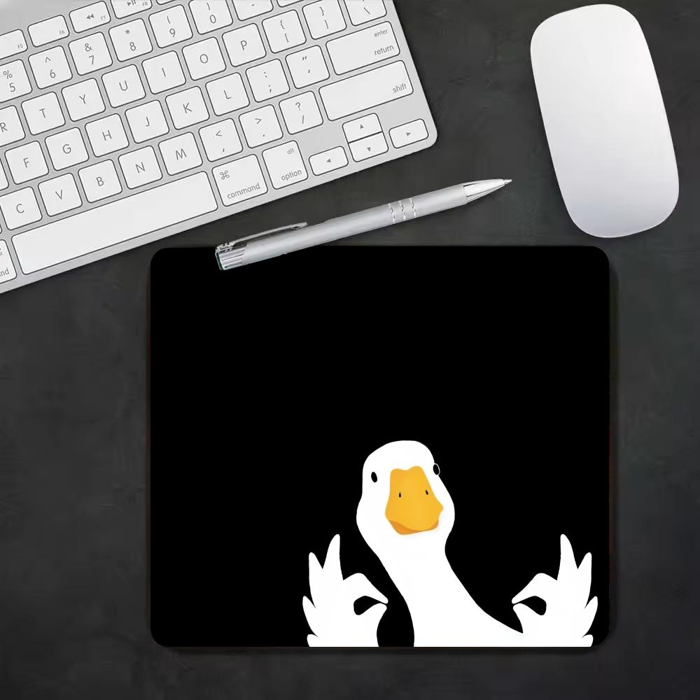 Cute White Goose  Pattern Smal - Desk Setup Background 评论和价格