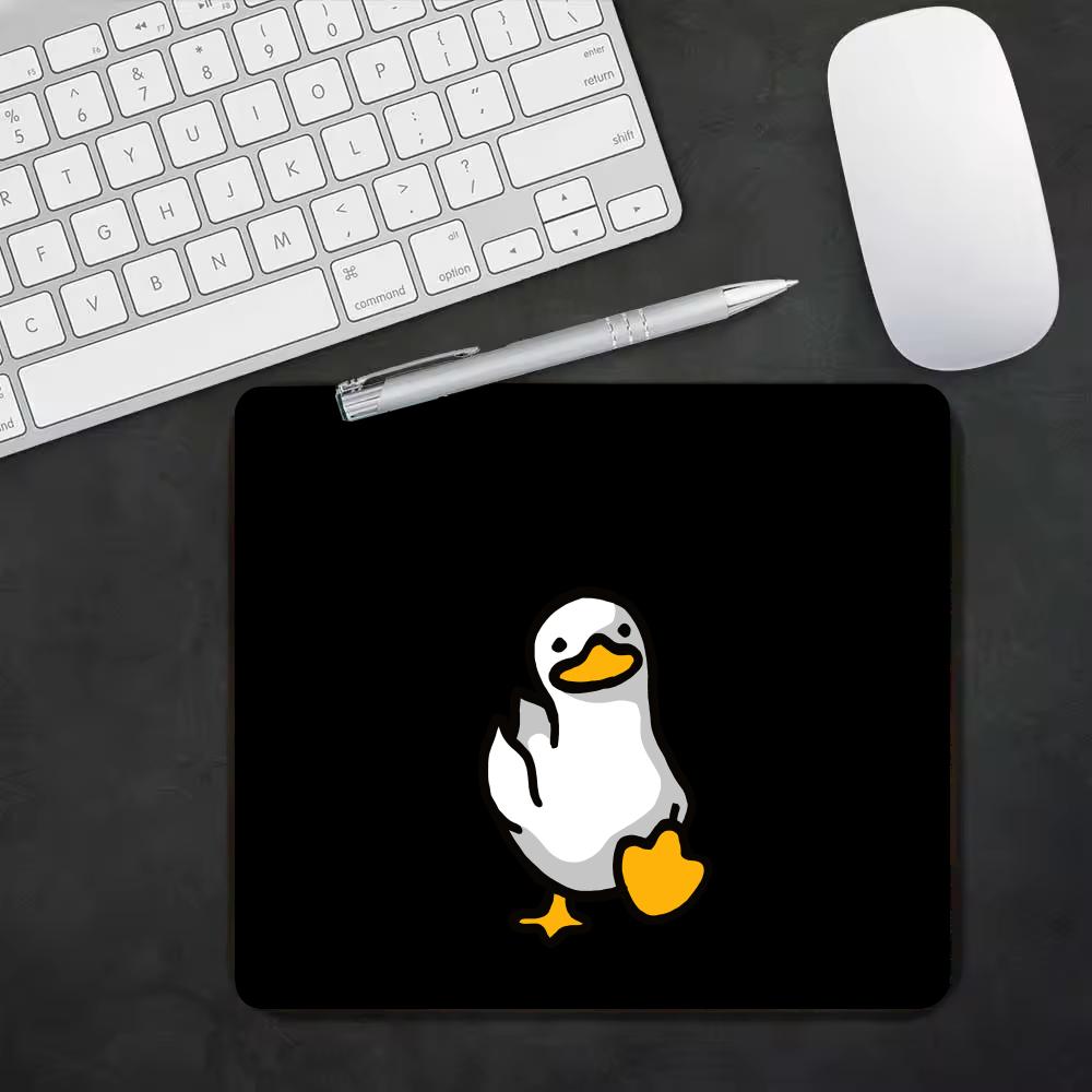 Cute White Goose  Pattern Smal - Desk Setup Background 评论和价格