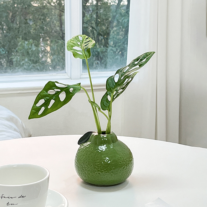 Plastic Vase, Green-Orange Vas - Desk Setup Green 评论和价格