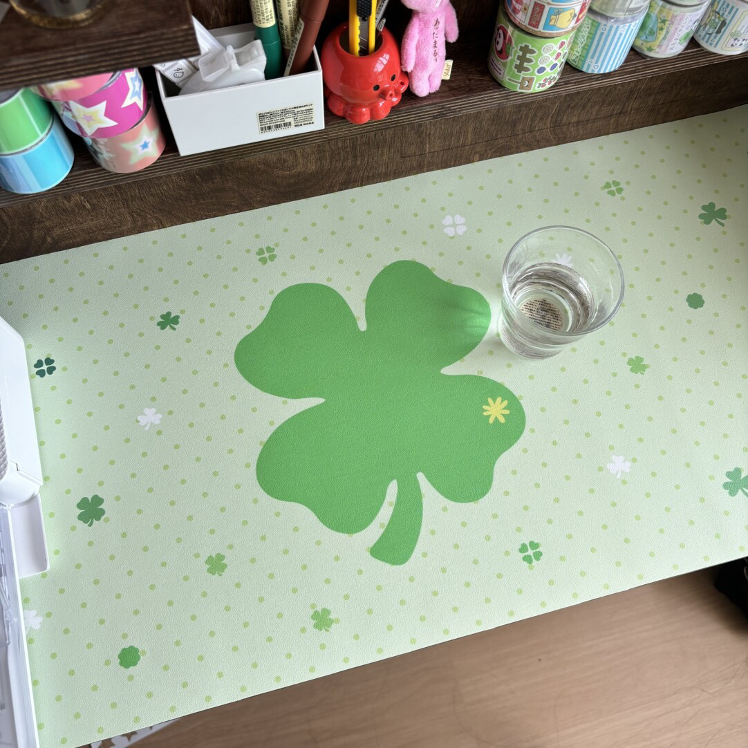Four-Leaf Clover Eye Protectio - Desk Pad Leather Large 评论和价格